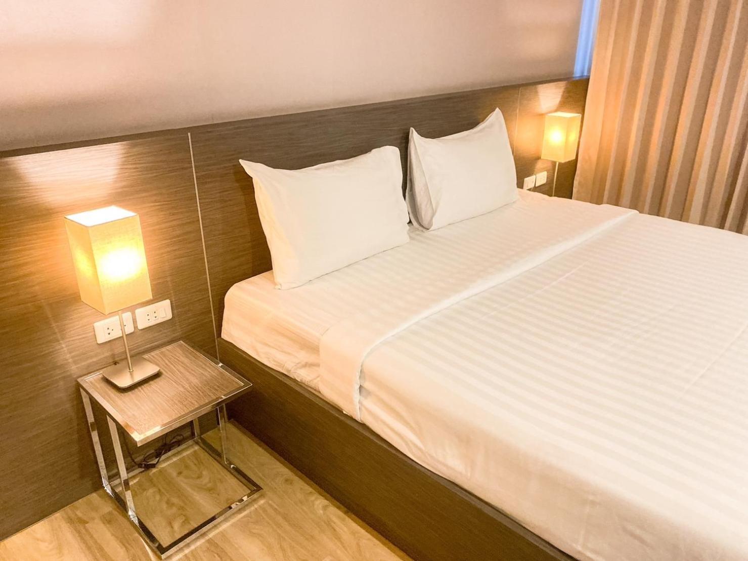Leosor Hotel Nakhonratcsaszima Kültér fotó