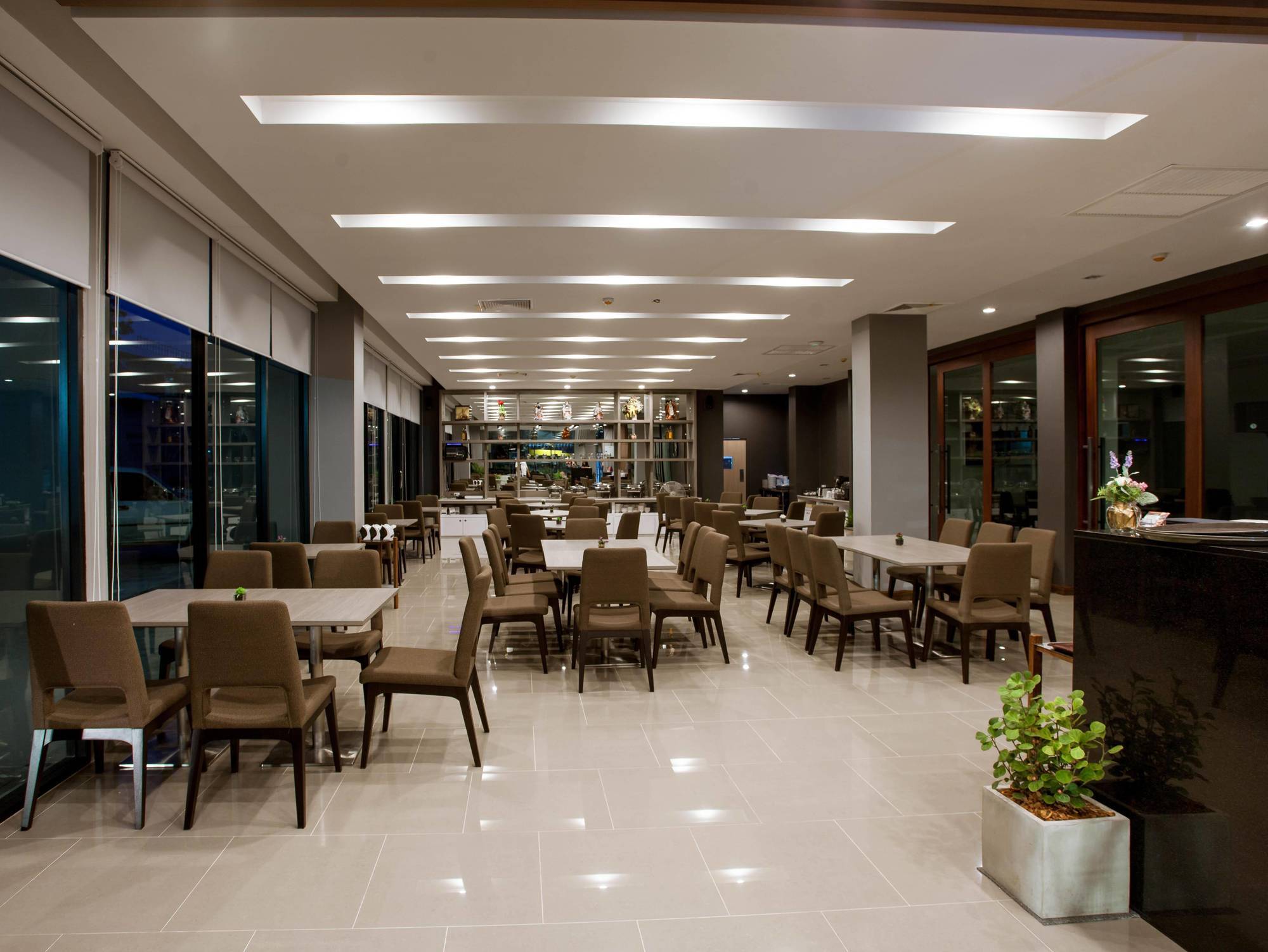 Leosor Hotel Nakhonratcsaszima Kültér fotó